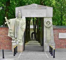 Najstarsze cmentarze w Polsce. Nie tylko warszawskie Powązki