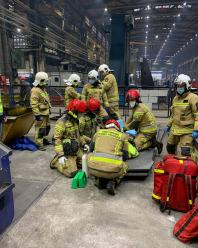 Kluczbork: Wypadek w zakładzie pracy. Maszyna wciągnęła pracownika