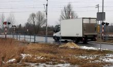 Szlaban na dachu, czerwone światło i bardzo wysoki mandat