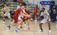 Gwardziści postawili się potentatowi polskiego handballa