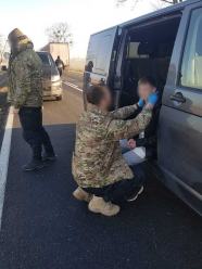 Kontrterroryści z Opola wracając z realizacji kryminalnej najechali na wypadek drogowy