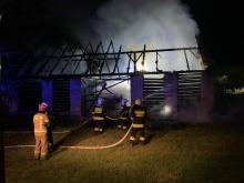 Pożar stodoły w Krośnicy. W akcji 7 zastępów straży