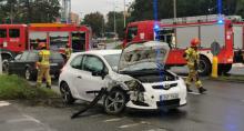 Kolizja pojazdów w Nysie. Jeden z kierowców figurował w bazie jako poszukiwany