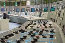 Polacy zapłacą podatek na budowę elektrowni jądrowej? Rząd to rozważa