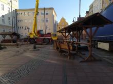 Choinki już parkują na rynku. Opole przygotowuje się do Jarmarku Bożonarodzeniowego