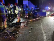 Kierujący audi wjechał w bariery ochronne w Złotnikach
