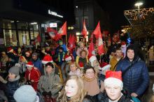 Marsz Mikołajów tradycyjnie rozpoczął okres oczekiwania na święta Bożego Narodzenia