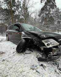Służby cały czas wyjeżdżają do kolizji drogowych. Warunki są wręcz...ekstremalne