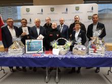 Urząd Marszałkowski przekazał fanty na licytację WOŚP 