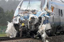 Wypadek Pendolino. Na ławie oskarżonych zasiądzie kierowca ciężarówki i dyżurny ruchu kolei