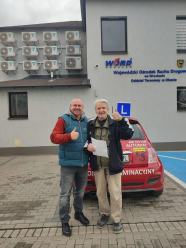 Ma 81 lat i właśnie zdał "prawko". Pan Bolesław z Brzegu pokazuje, że wiek to tylko cyfry