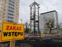 Trwa szacowanie strat po pożarze placu zabaw w Opolu. Policja szuka świadków zdarzenia