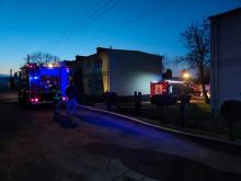 Kilka zastępów straży działało przy pożarze garażu w Zakrzowie