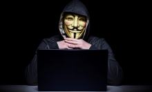 Polacy boją się hakerów. Ale sami idą im na rękę