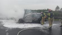 Pożar samochodu osobowego na nitce A4 w kierunku Wrocławia