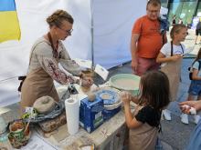 Trwa Piknik Organizacji Pozarządowych na Placu Kopernika