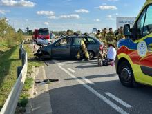 Wypadek na obwodnicy Czarnowąsów. Jedna osoba ranna, alkohol w tle