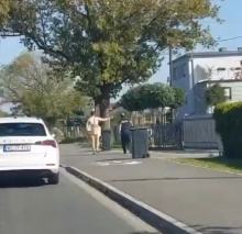 Nagi mężczyzna chodził po Luboszycach. Zaniepokojeni mieszkańcy wezwali policję