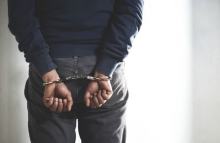 Do 5 lat więzienia grozi 33 latkowi za próbę kradzieży kurtki ze sklepu