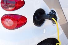 Podwoiła się liczba aut elektrycznych  sprzedawanych na wtórnym rynku 