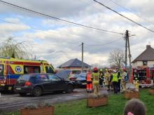 Zderzenie dwóch samochodów na ulicy Wodociągowej. Jedna osoba zabrana do szpitala