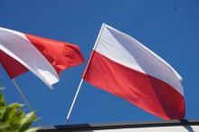 Biało-czerwona duma - Polacy świętują Dzień Flagi Rzeczypospolitej Polskiej