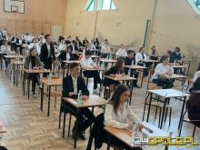 Matura 2025 rozpoczęta. Nowe zasady, przecieki, wyszukiwania 
