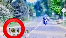 Pomylił lokalną drogę z autostradą - motocyklista stracił prawo jazdy 