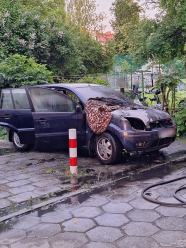 Pożar samochodu przy ul. Katowickiej w Opolu