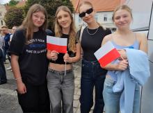 Młodzi wyborcy postawili na Mentzena i Zandberga, teraz to Trzaskowski może mieć ich głosy
