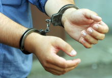 Agresywny klient groził ochroniarzowi piłą - zatrzymany przez policję w Kędzierzynie-Koźlu