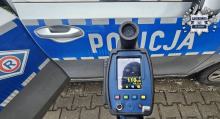 Uciekała pijana przed policją. Brawurową jazdę zakończyła w polu