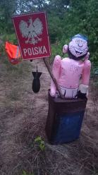 Kukła z atrapą pocisku i godłem Polski przy granicy z Niemcami. Prokuratura bada sprawę