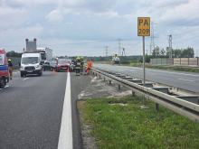 Podwójny wypadek na A4. Autostrada zablokowana w obu kierunkach, lądował śmigłowiec LPR