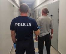 Zatrzymany na dachu zabytkowego zamku. Mężczyzna demontował miedziane elementy wieżyczki
