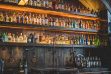 Rząd szykuje drastyczną podwyżkę akcyzy na alkohol - branża w szoku