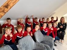 Kadra wspiera przyszłość futbolu. Hattrick Głuchołazy zyskał nową siedzibę