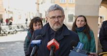Protest nauczycieli w Opolu: nie chcą tracić pieniędzy za "przepadające" lekcje