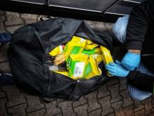Opolanin zatrzymany za handel sterydami anabolicznymi i narkotyki