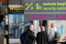 Ku przestrodze: toast przed odlotem zakończył się w izbie wytrzeźwień