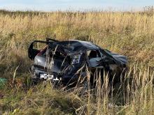 Oślepiony przez słońce uderzył w drzewo