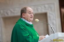 CBA zabezpieczyło dokumenty w Fundacji ojca Rydzyka. Prokuratura umowy z Funduszem Sprawiedliwości