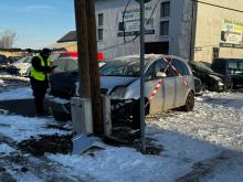 Zderzenie pojazdów w Lubrzy. Jeden z kierowców trafił do szpitala