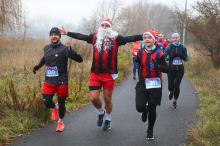 V Bieg Malinowy Mikołaj nad Jeziorem Malina. Na starcie blisko 300 uczestników
