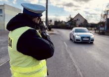 Kierujący audi przekroczył prędkość o prawie 70 km/h