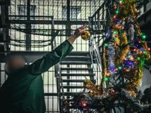 Święta Bożego Narodzenia za wysokimi murami 