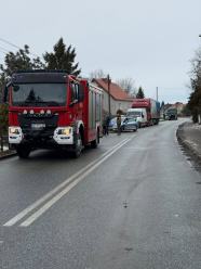 Wypadek w Podkamieniu. 11-latek potrącony przez autobus, droga DW 411 już odblokowana