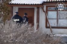 Leżał w śniegu przy drodze. Został uratowany dzięki reakcji świadka