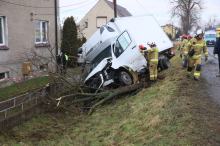 Zderzenie osobówki z busem na Kowalczyków