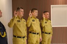 Trzech nowych strażaków złożyło ślubowanie w Opolu